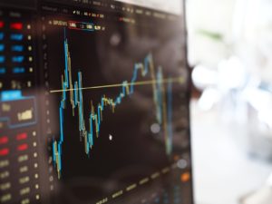 Grać na giełdzie, a może Forex? Zasady forex – giełda różnice